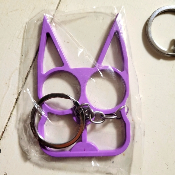 "Stabby Tabby"©️ Self Defense KittyCat Key Chain w/ Wristband 🔑 "Bottle Opener" - Picture 10 of 16